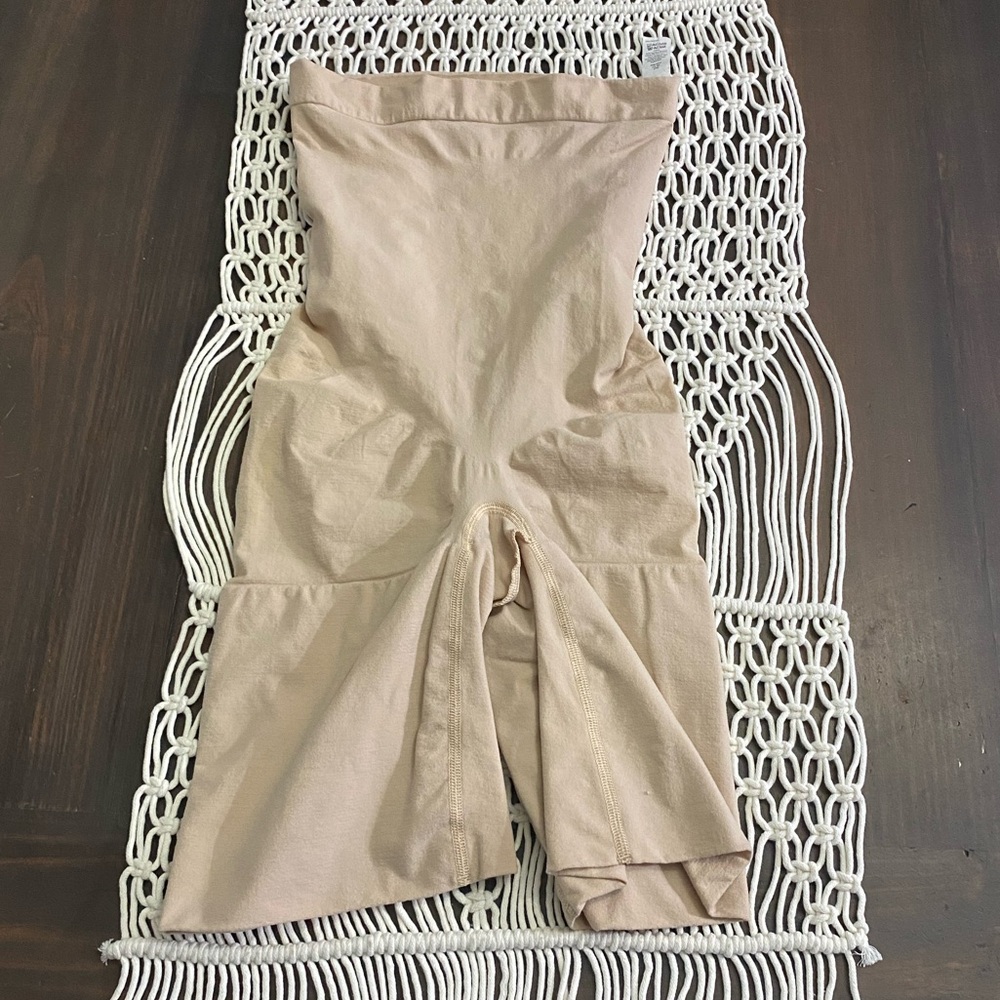 Spanx shapewear